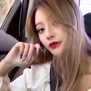 优酸乳成人字幕在线观看
